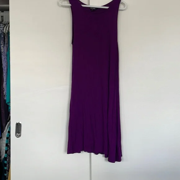 Dress - Picture 1 of 1